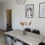 Luna Apartment